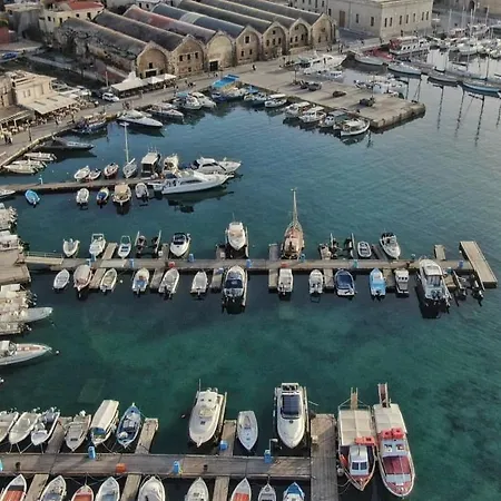 Avgi Garden House Chania With Private Entrance * Hriszí Aktí Haniá